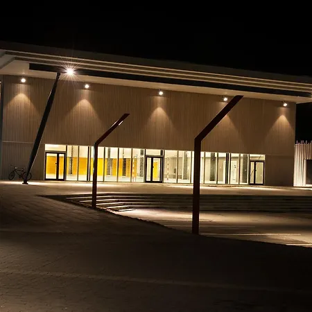 Fyrtarn Хостел *